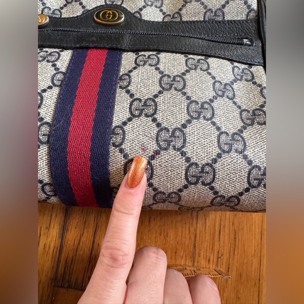 80s Vintage Gucci GG Supreme crossbody bag - Picture 5 of 14